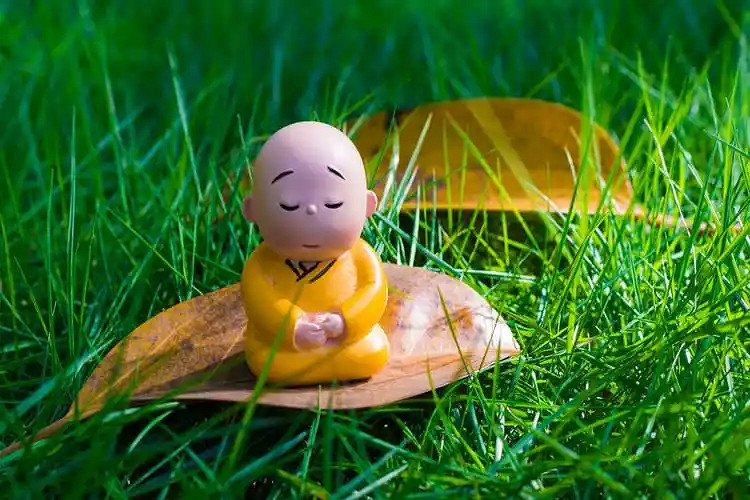 《英雄聯盟》女人淡然心靜唯美網名匯總