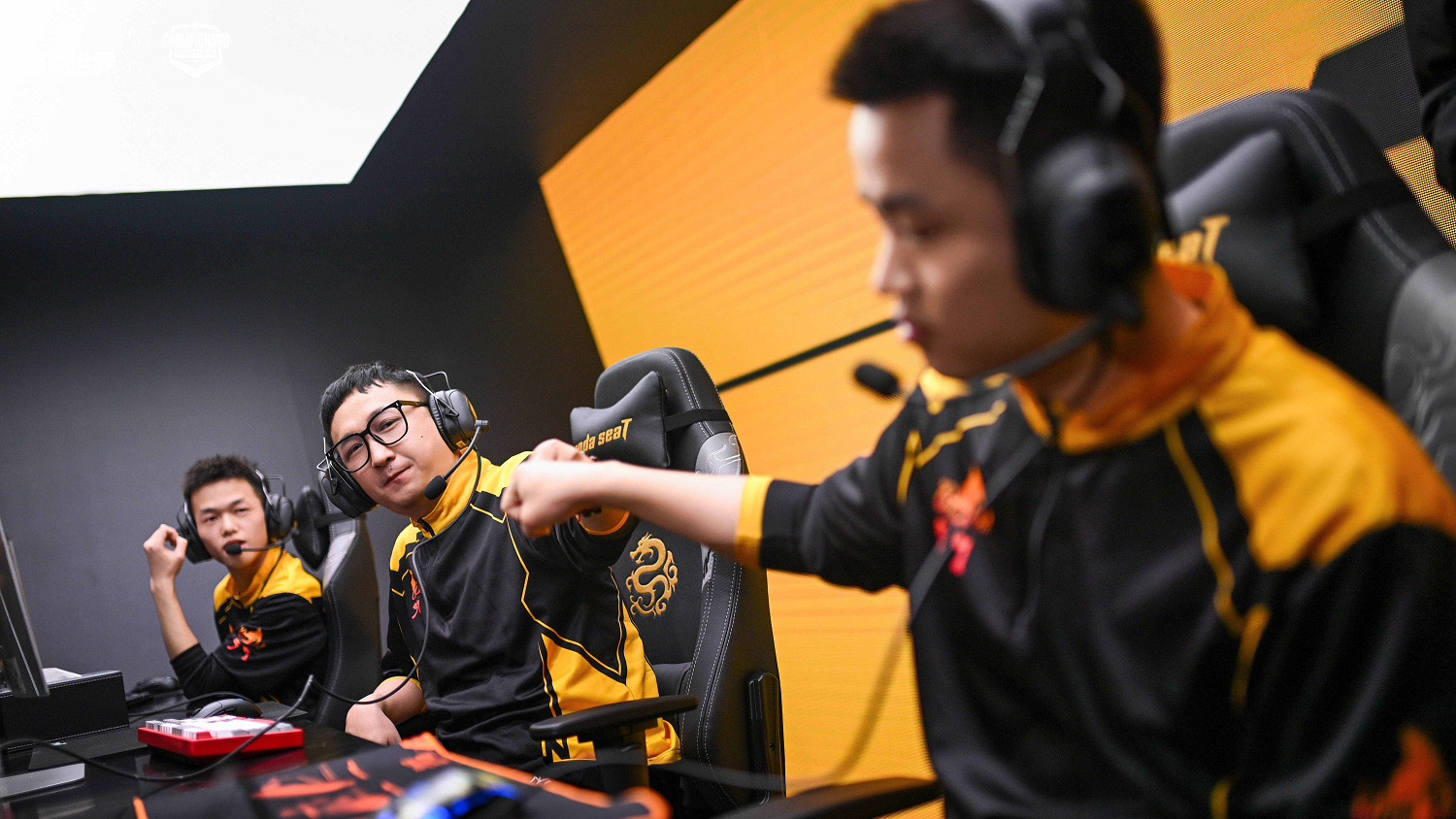 坦克世界WCI小組賽結束，ONEONE力克歐服最強晉級半決賽