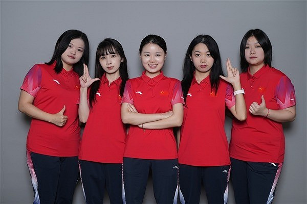 中國女子電競首個獎牌誕生 拿下《決勝巔峰》銅牌