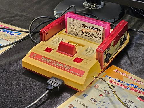 紅白機懷舊新作《超翼戰騎 ESTIQUE》首發實體卡匣