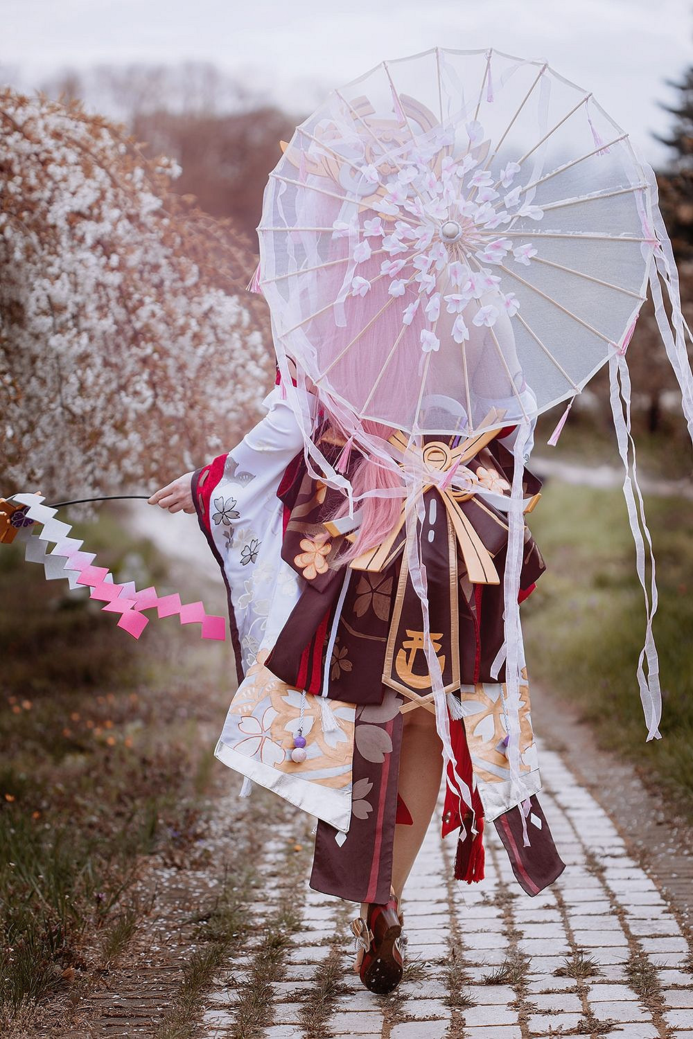 俄羅斯小姐姐COS《生化8》母神米蘭達 妝造超還原! 俄羅斯小姐姐COS《生化8》母神米蘭達 妝造超還原!