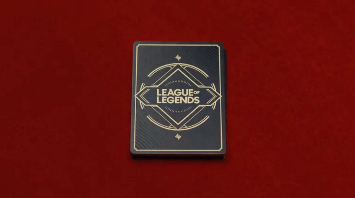 拳頭正在製作一款《英雄聯盟》實體集換式卡牌的遊戲 拳頭正在製作一款《英雄聯盟》實體集換式卡牌的遊戲