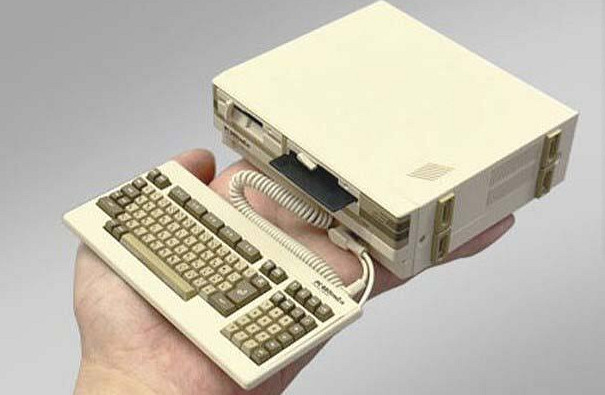 迷你版經典PC-8801mk2SR公布：工業設計情懷拉滿！