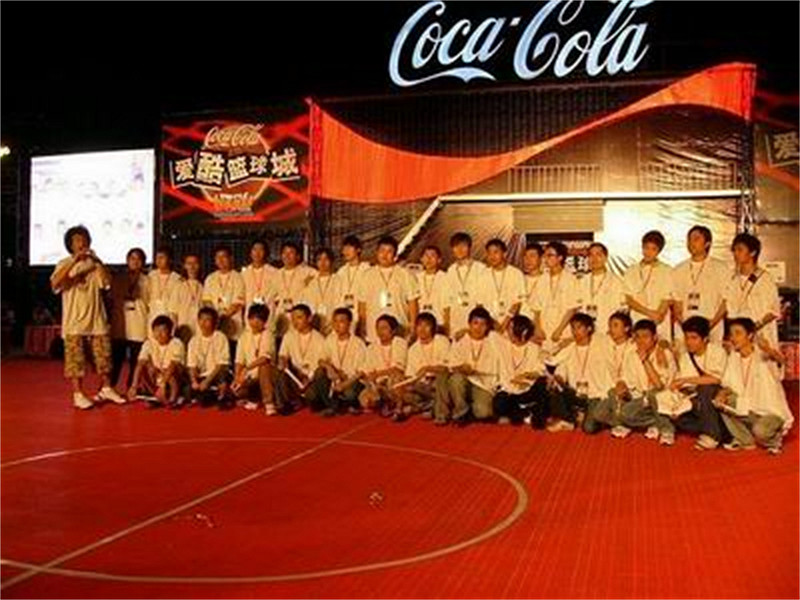 這款遊戲火了19年，同類型網遊竟沒有一個能打的?