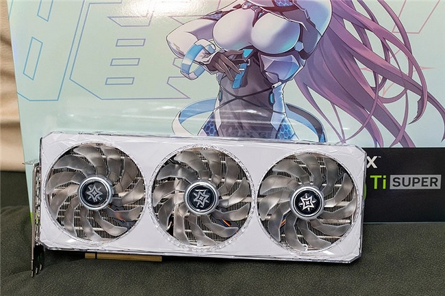 影馳 RTX 4070 Ti SUPER 星曜OC,領略《決勝時刻:黑色行動6》戰場的震撼 影馳 RTX 4070 Ti SUPER 星曜OC,領略《決勝時刻:黑色行動6》戰場的震撼