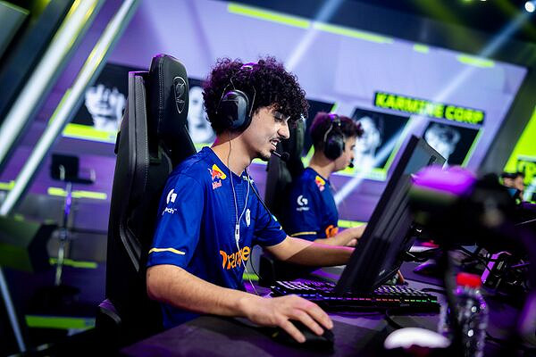 《特戰英豪》KC戰隊選手準星程式碼分享 《特戰英豪》KC戰隊選手準星程式碼分享