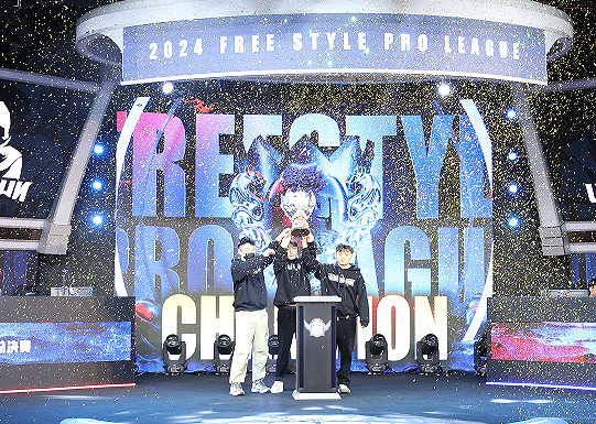 《街頭籃球》FSPL總決賽落幕 電競產業發展浪潮正當時 《街頭籃球》FSPL總決賽落幕 電競產業發展浪潮正當時