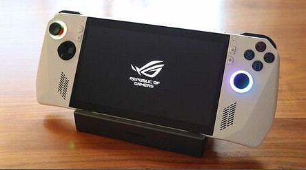 PC掌機逐漸在習慣主機+電視日本流行 連帶PC玩家劇增 PC掌機逐漸在習慣主機+電視日本流行 連帶PC玩家劇增