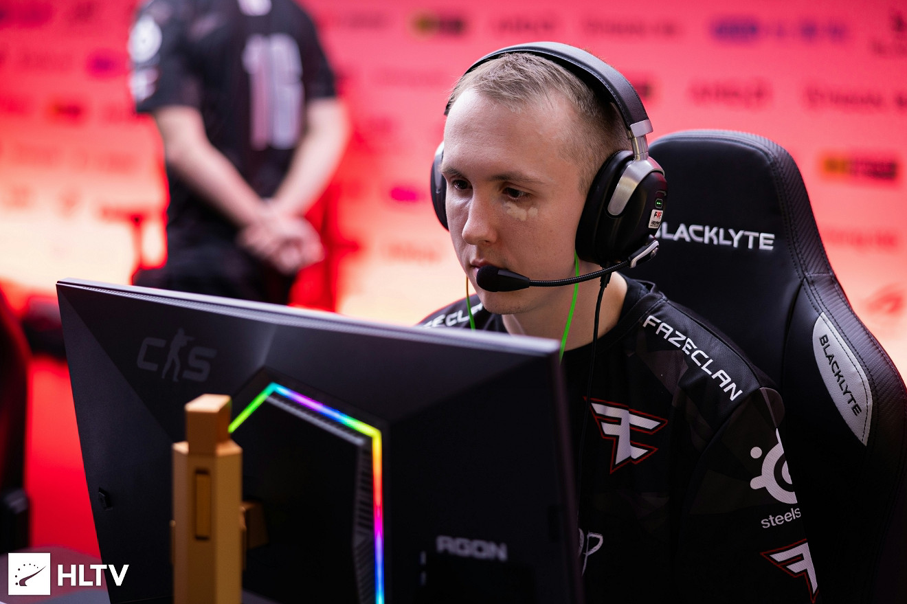 《CS2》2024年度TOP18選手介紹 《CS2》2024年度TOP18選手介紹