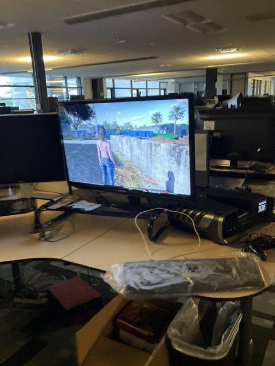 曝《GTA6》早期畫面被清潔工泄露!或登陸上世代主機? 曝《GTA6》早期畫面被清潔工泄露!或登陸上世代主機?