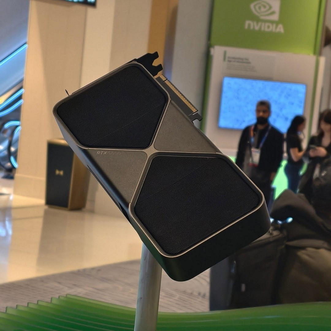 一大批RTX 5090來襲! NVIDIA 公版和AIC非公版顯卡圖賞 一大批RTX 5090來襲! NVIDIA 公版和AIC非公版顯卡圖賞