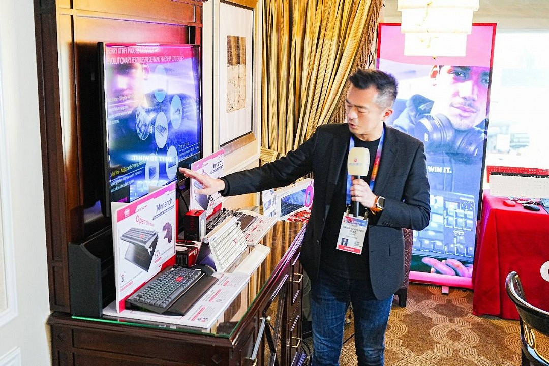 CES 2025揭幕!CHERRY開啟客製化AI外設新紀元 CES 2025揭幕!CHERRY開啟客製化AI外設新紀元