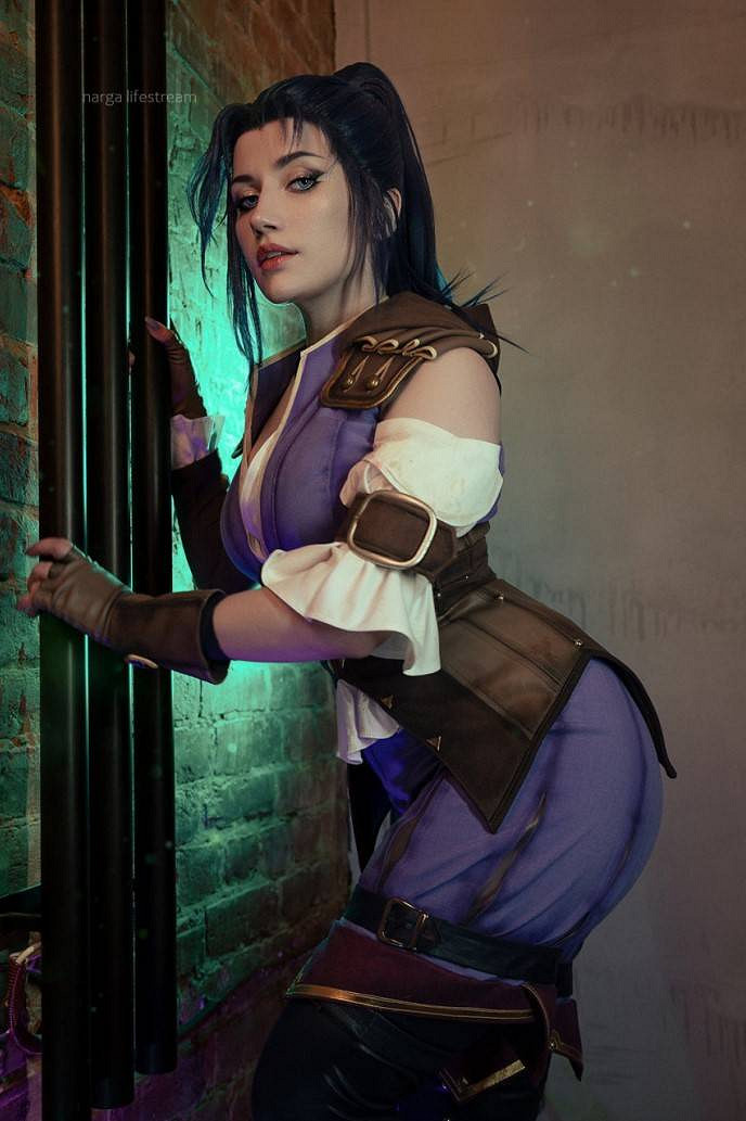 俄妹COS《奧術》內衣版凱瑟琳 成熟禦姐性感誘人