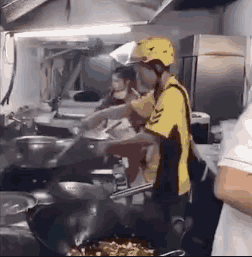 您的外賣騎手正在槍戰,腦洞無限大的《世界島·宅急送》首曝宣傳片 您的外賣騎手正在槍戰,腦洞無限大的《世界島·宅急送》首曝宣傳片