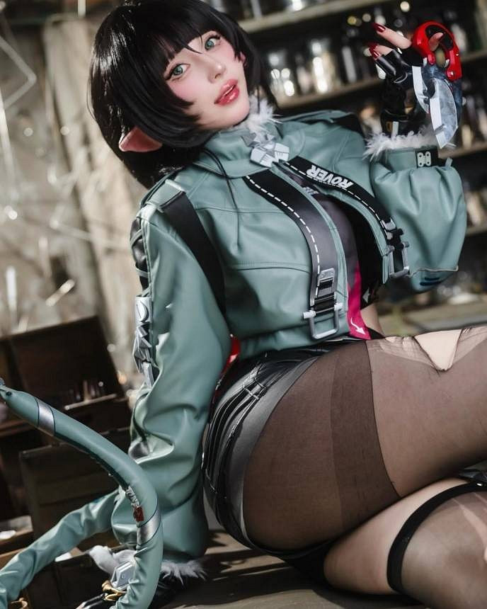 《絕區零》簡·杜COS美照 櫻花妹完美還原性感鼠姐姐