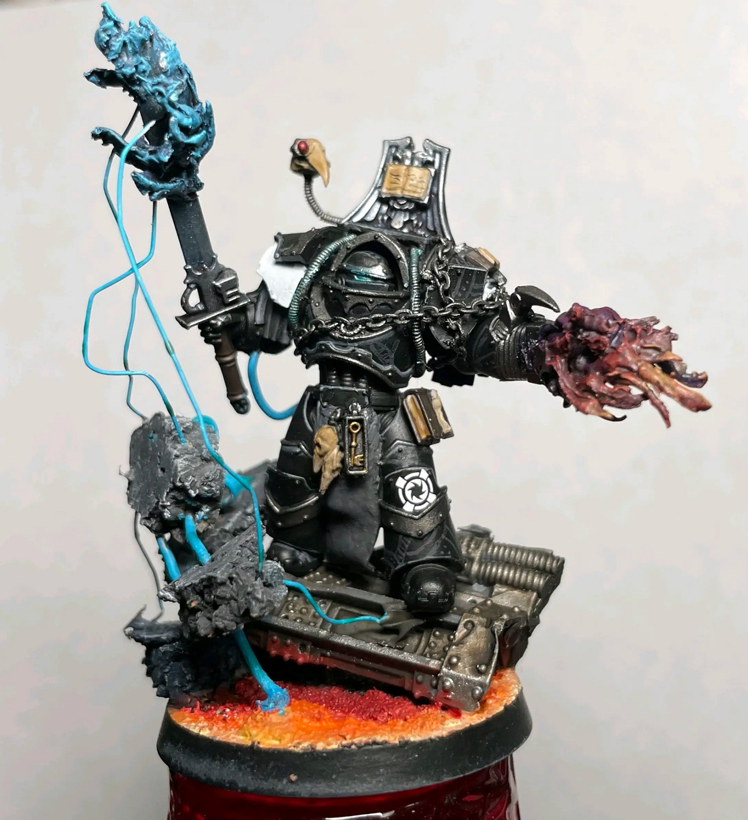 第十九軍團暗鴉守衛：帝國黑暗中的希望與艾拉的救贖