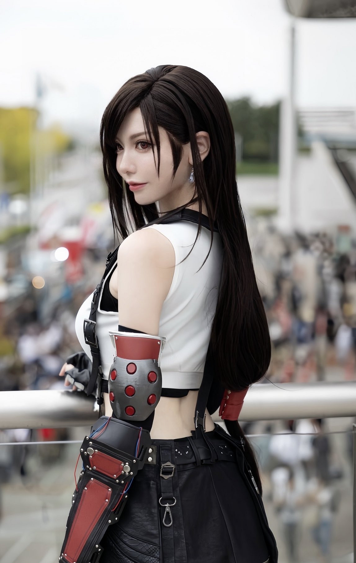 還原度拉滿！博主曬出《最終幻想7》愛麗絲絕美COS照