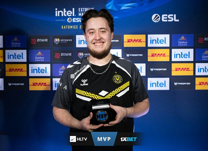 《CS2》載物和S1mple實力對比介紹 《CS2》載物和S1mple實力對比介紹