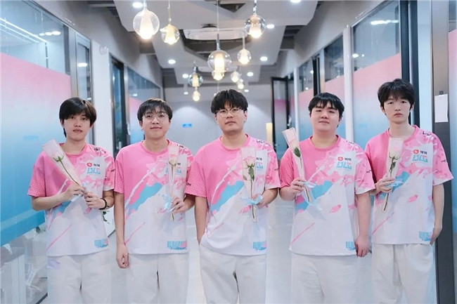 首戰封神！BLG 2:0 TYL豪取開門紅，AGON實力助陣不屈不撓征途