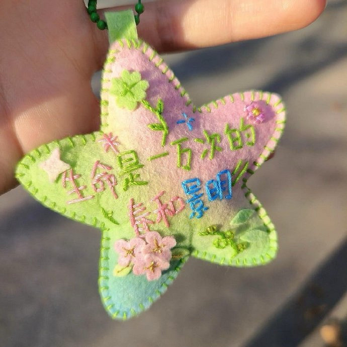 《英雄聯盟》有格局暱稱四字分享