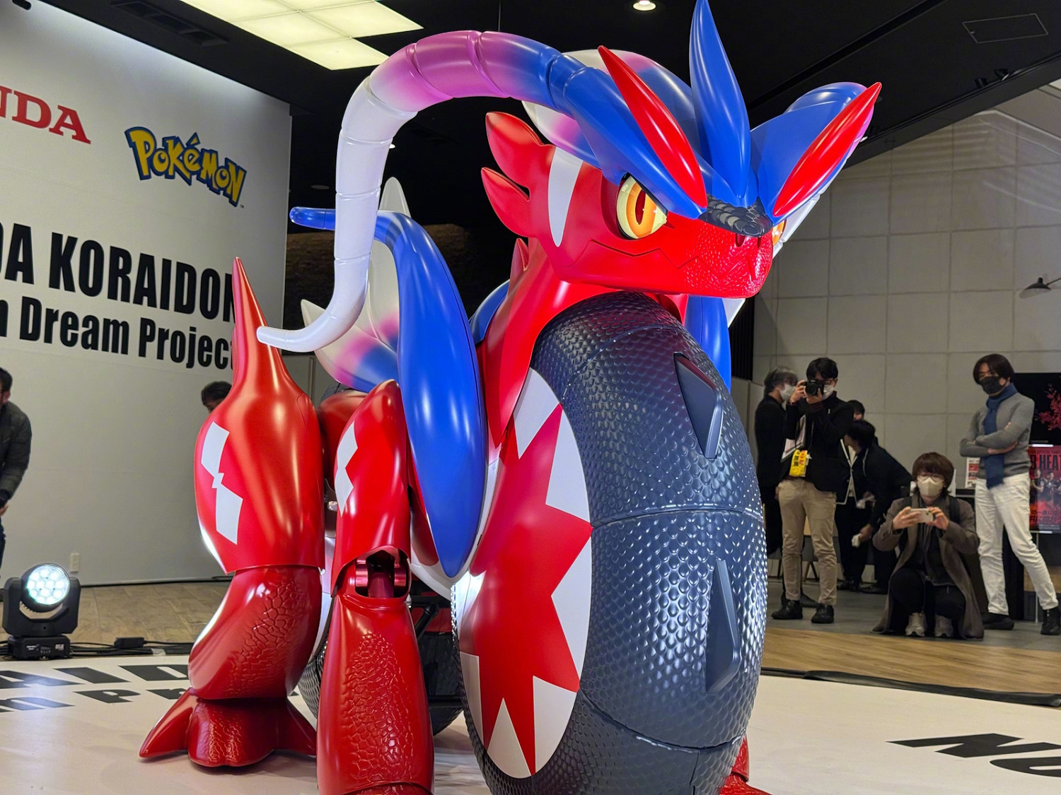 本田連動《寶可夢》“故勒頓”摩托車正式亮相！