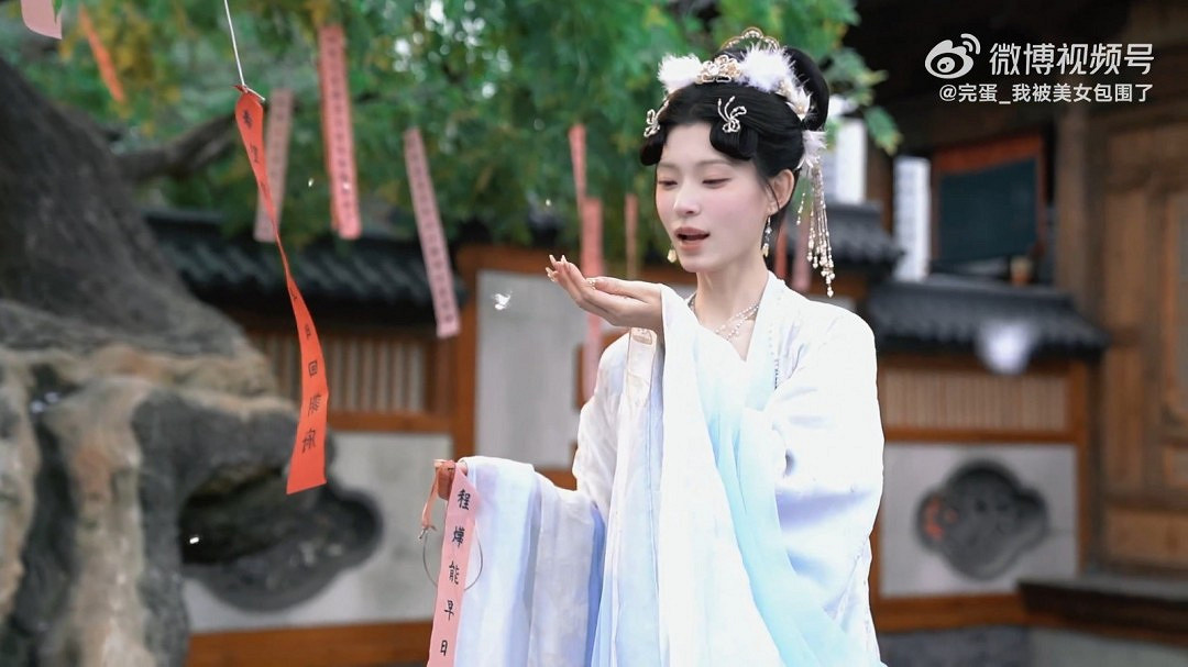 《完蛋我被美女包圍2》全新花絮 欣賞古裝美少女! 《完蛋我被美女包圍2》全新花絮 欣賞古裝美少女!