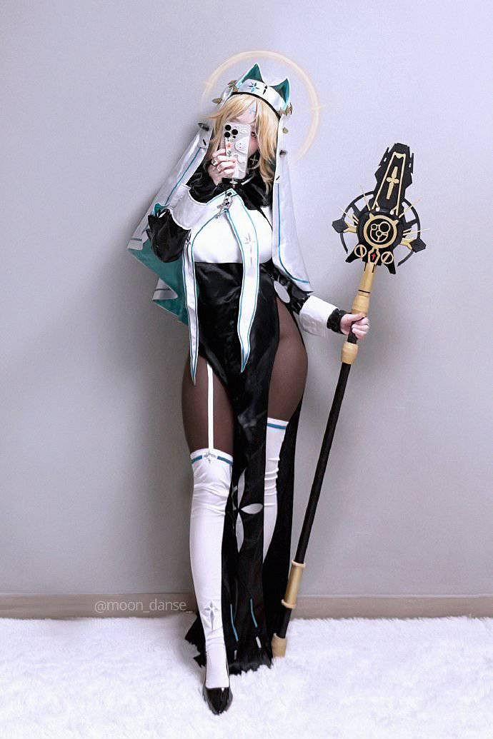 《妮姬》美術組小姐姐COS作品 超絕大雷還原度爆表！