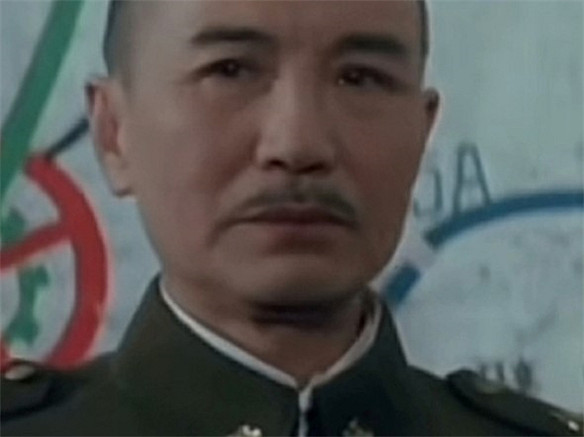 機戰遊戲為何執著於賣福利？