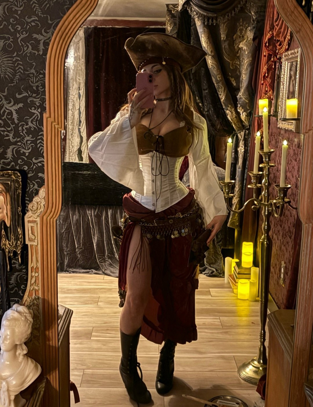 國外小姐姐COS《快打旋風》春麗 這個大粗腿超還原！