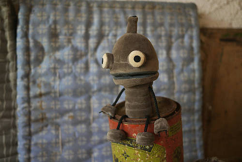 買一個送心愛的女友吧 《機械迷城》主角可愛手辦 買一個送心愛的女友吧 《機械迷城》主角可愛手辦