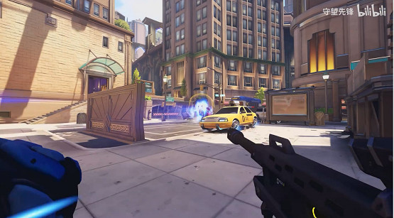 賽道雙王對決:《漫威爭鋒》高頻更新迎戰《鬥陣特攻》中國伺服器回歸，誰能定義英雄射擊新紀元?