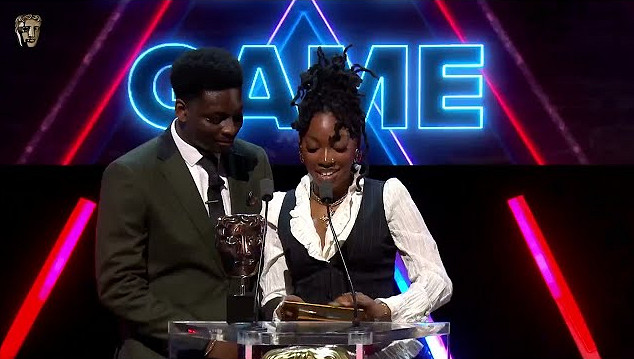 《小醜牌》頒獎竟找「小醜」登台?作者被曝現在超有錢 《小醜牌》頒獎竟找「小醜」登台?作者被曝現在超有錢