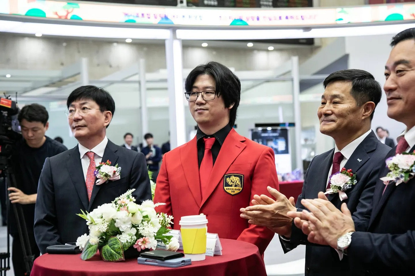 性感伊芙立大功！《劍星》製作人躋身福布斯韓國前50名