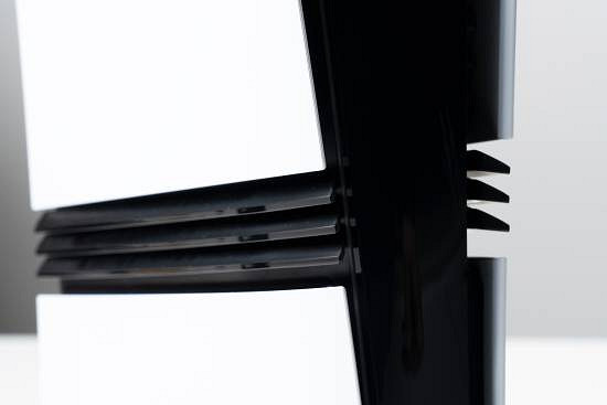 PS5 Pro官方拆解圖片欣賞:工業設計一流 性能強大! PS5 Pro官方拆解圖片欣賞:工業設計一流 性能強大!