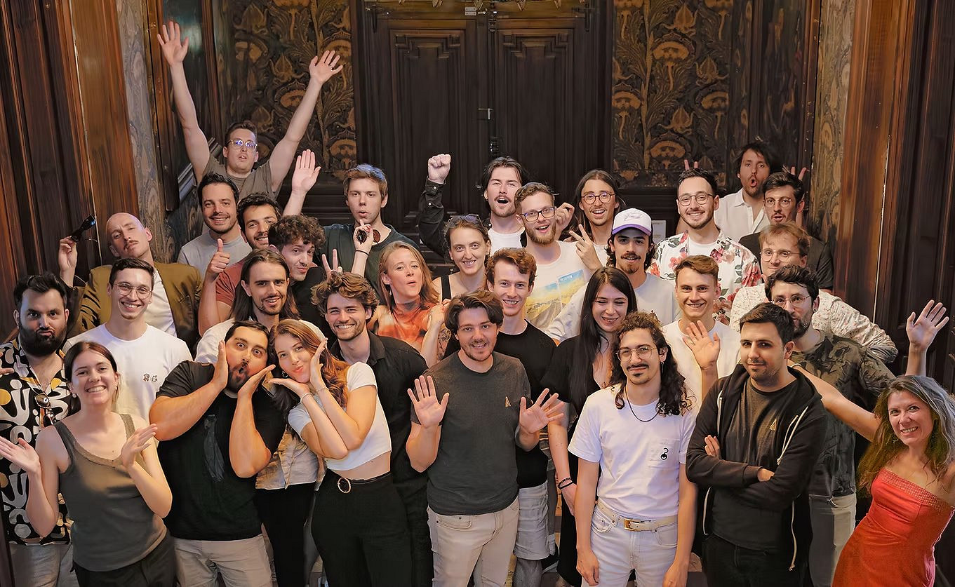 主創談《光與影》的成功:因為友好共創的團隊氛圍 主創談《光與影》的成功:因為友好共創的團隊氛圍