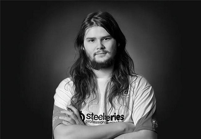 虎娘日報:拳頭官宣將免費送限定皮膚 Xun上演教科書千玨 虎娘日報:拳頭官宣將免費送限定皮膚 Xun上演教科書千玨