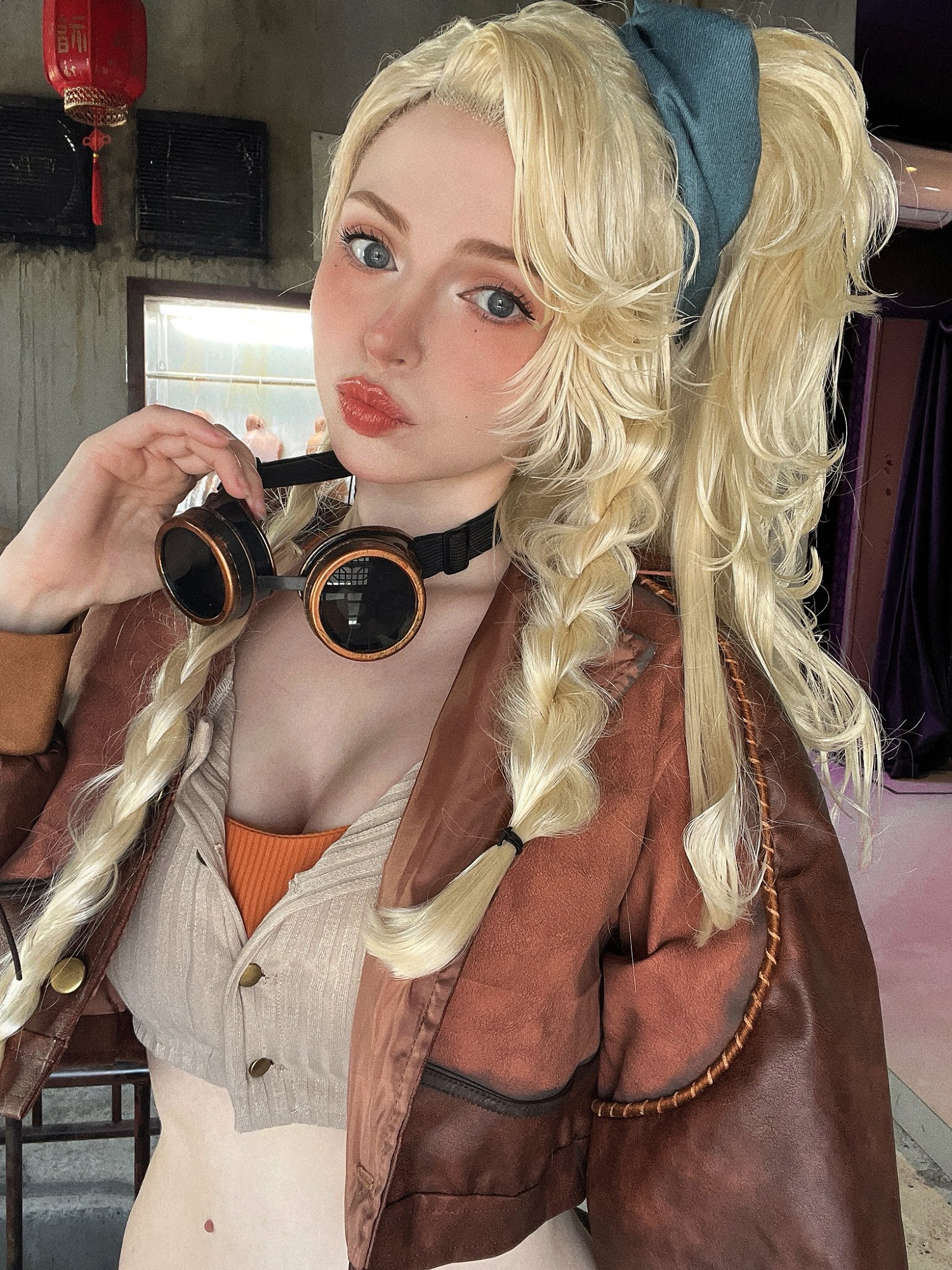 礙事梨體模曬《怪獵荒野》傑瑪COS：完美身材超性感！