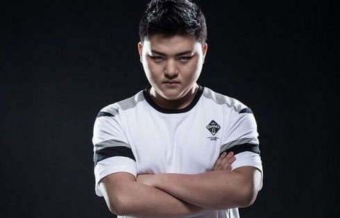 《英雄聯盟》UZI職業生涯效力戰隊一覽