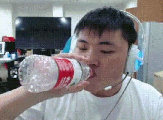 紅溫破防名場面!Uzi專屬限定皮膚與經典表情包將上線 紅溫破防名場面!Uzi專屬限定皮膚與經典表情包將上線