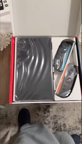 Switch2原廠螢幕膜別撕！任天堂說明有主機損壞風險