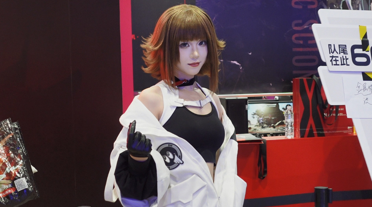 兵裝機甲狂吸路人眼球 《機甲戰魔 神話之裔》降臨核聚變