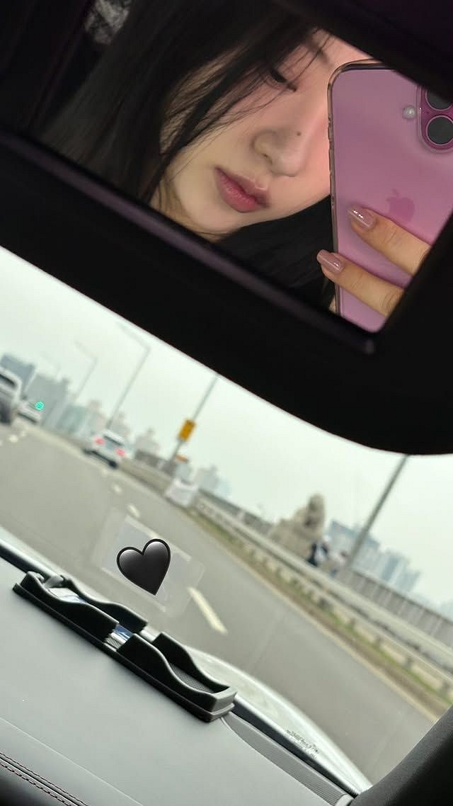 《劍星》體模申才恩曬性感美圖:掀開上衣誘惑拉滿! 《劍星》體模申才恩曬性感美圖:掀開上衣誘惑拉滿!