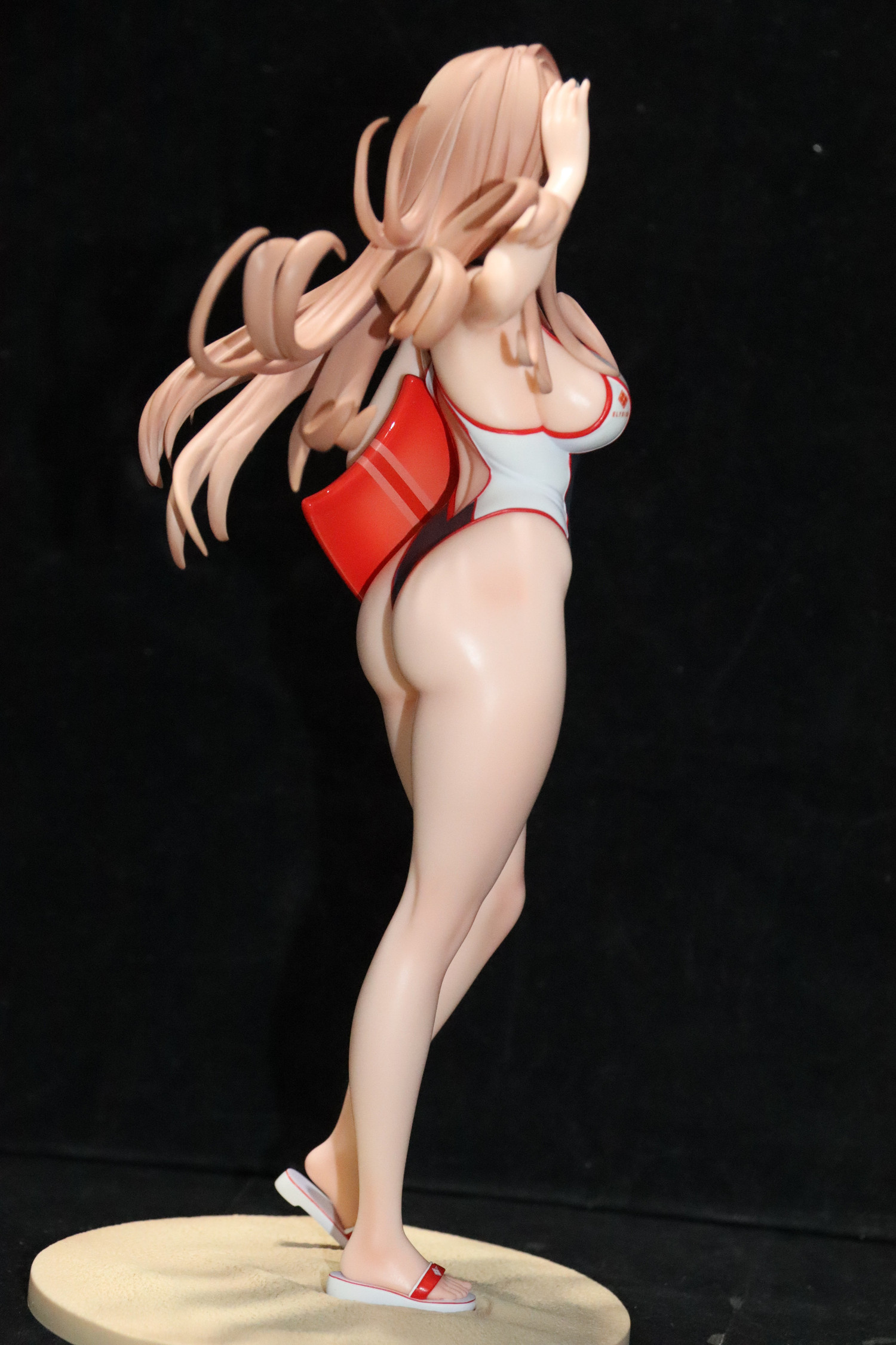 《勝利女神:妮姬》泳裝拉毗來襲 我們一起去海灘度假吧