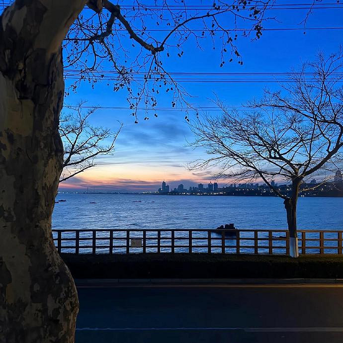 《英雄聯盟》30歲男人高情商暱稱分享