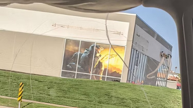 實體遊戲時代最後的哨兵！&quot;士官長&quot;海報成精神圖騰