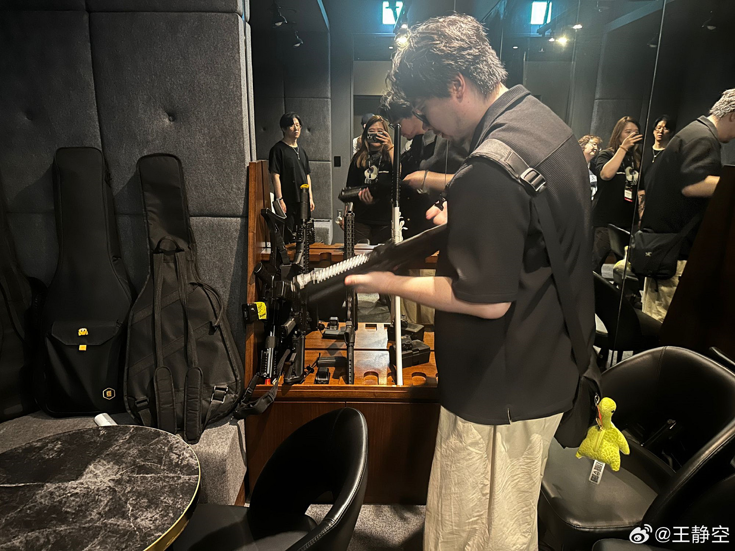 已獲外媒高分!《劍星》製作人薦中國大陸研發遊戲《黑暗世界》