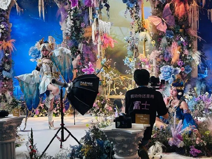 30萬年輕人,700多家展商,為什麽都來BW2025? 30萬年輕人,700多家展商,為什麽都來BW2025?