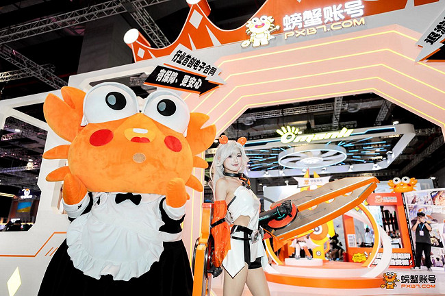 打卡谷子當鋪和熱門Coser貼貼!BW2025的逛展樂趣被螃蟹帳號承包了 打卡谷子當鋪和熱門Coser貼貼!BW2025的逛展樂趣被螃蟹帳號承包了