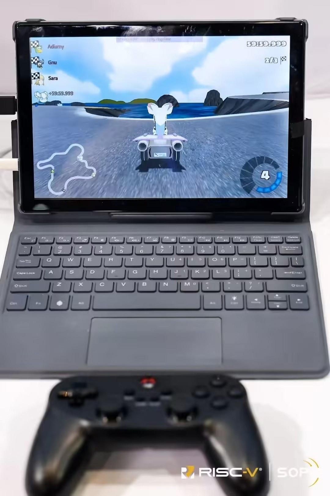 全球首款RISC-V平板電腦真機亮相！竟然還能玩遊戲？