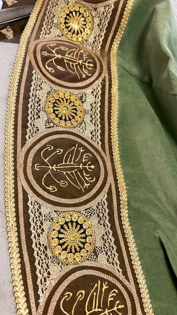 做到快發瘋!Coser手工還原《艾爾登法環》菈雅服裝 做到快發瘋!Coser手工還原《艾爾登法環》菈雅服裝